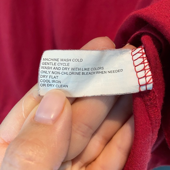 Banana Republic red size S long sleeve tee - Picture 2 of 4